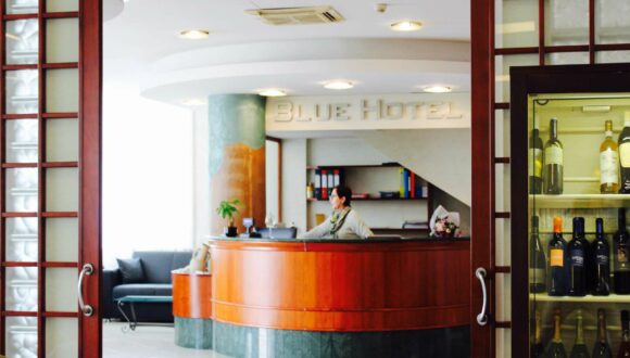 Hotel Blue